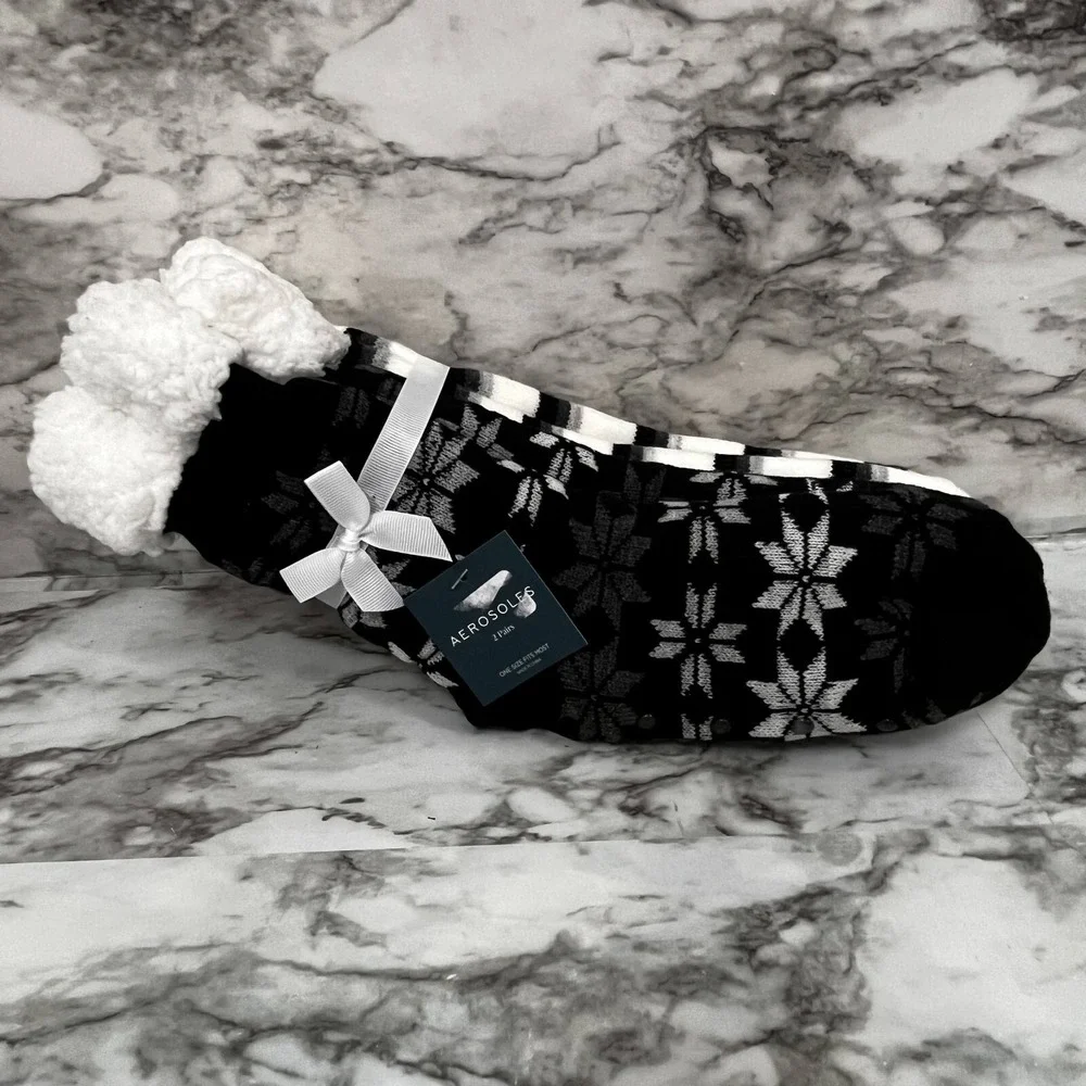 Aerosoles Socks Womens Black White Striped Floral Print Faux Fur 2 Pair One Size